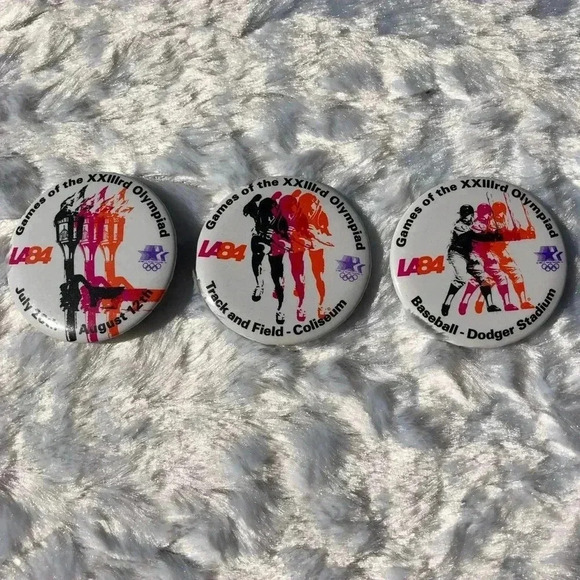 1984 Summer Olympic Games Pins. - Picture 4 of 7